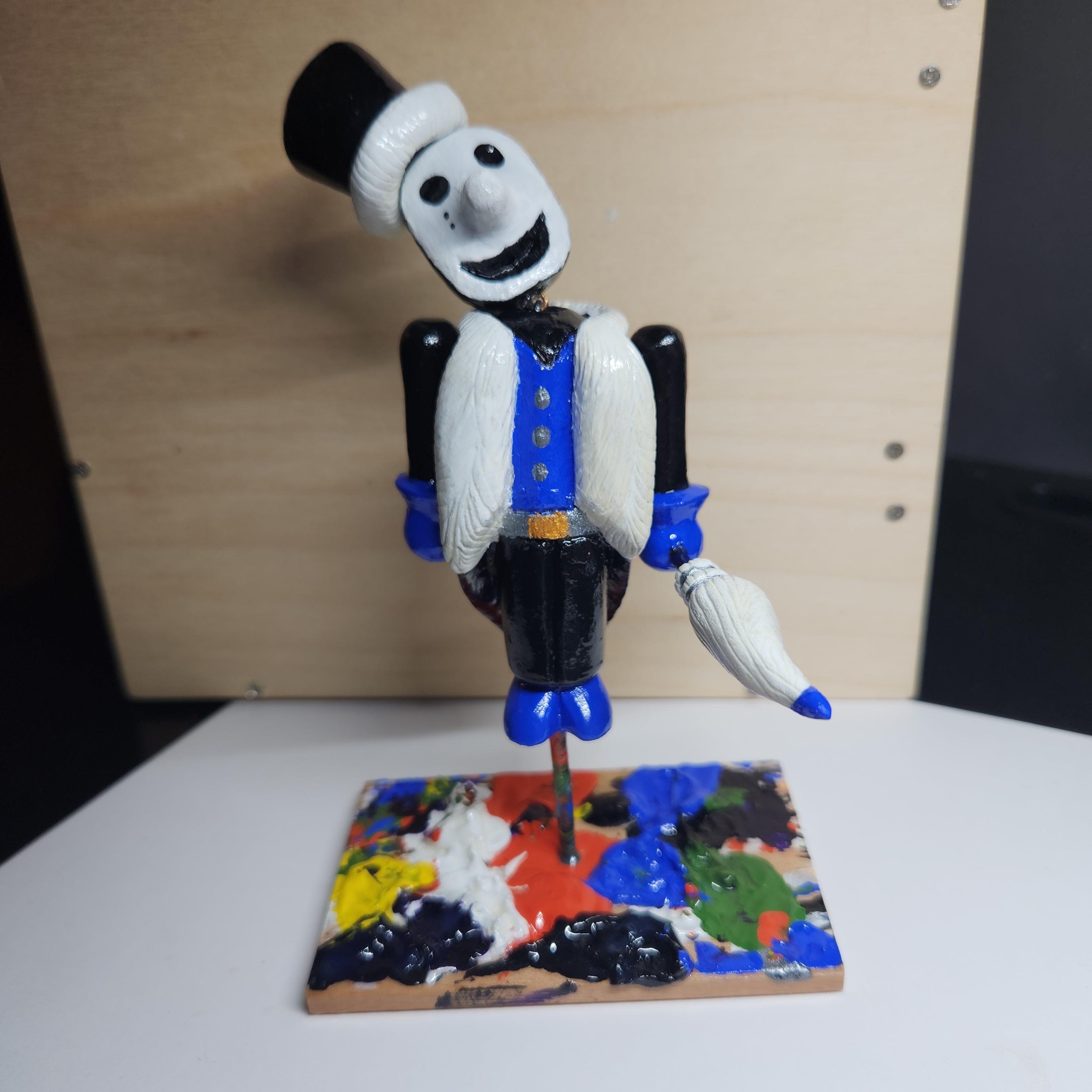 Not for sale - Painter Mime Bobble Head Figurine