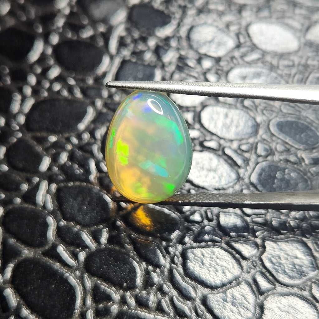 Ethiopian Welo Opal 5.03ct