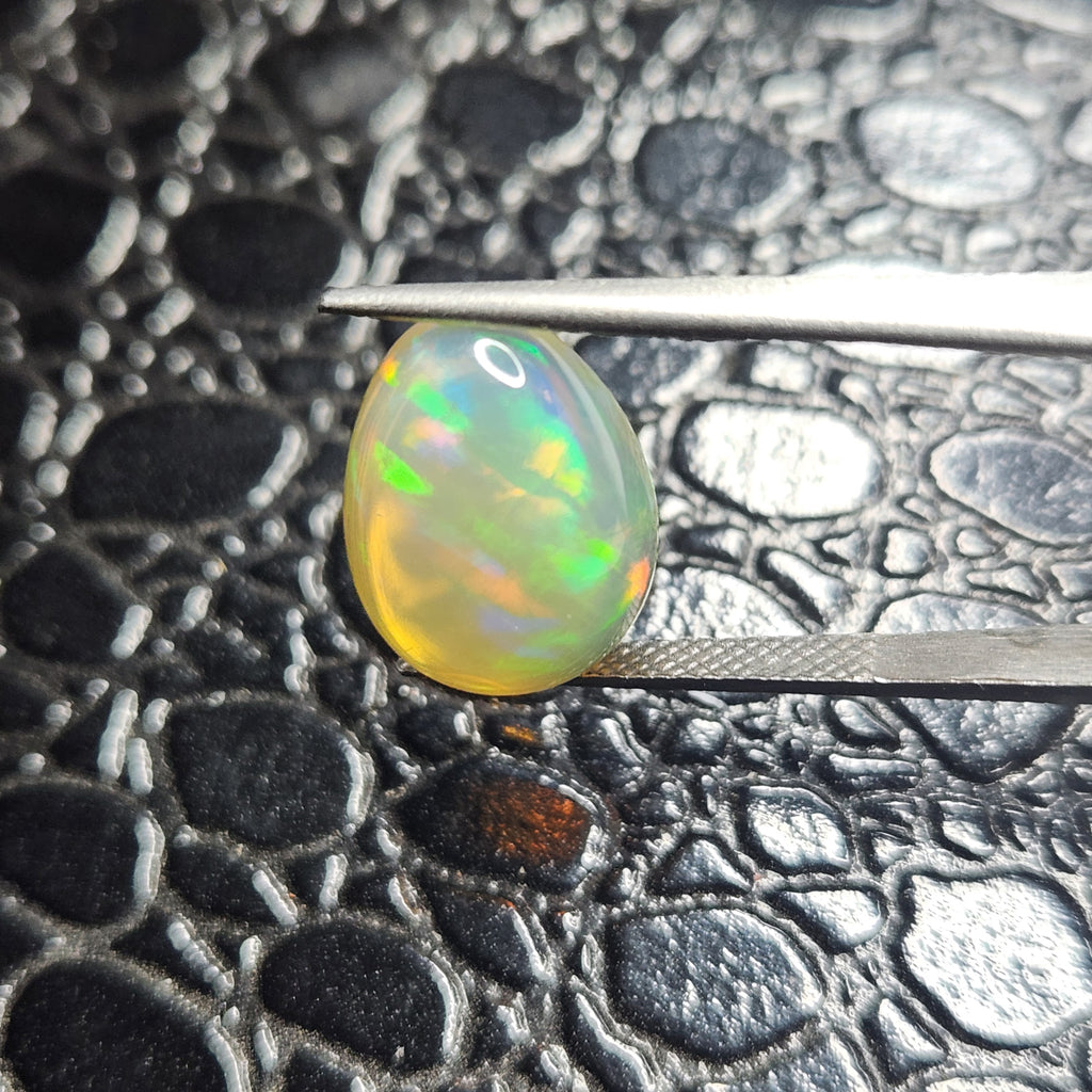 Ethiopian Welo Opal 5.03ct