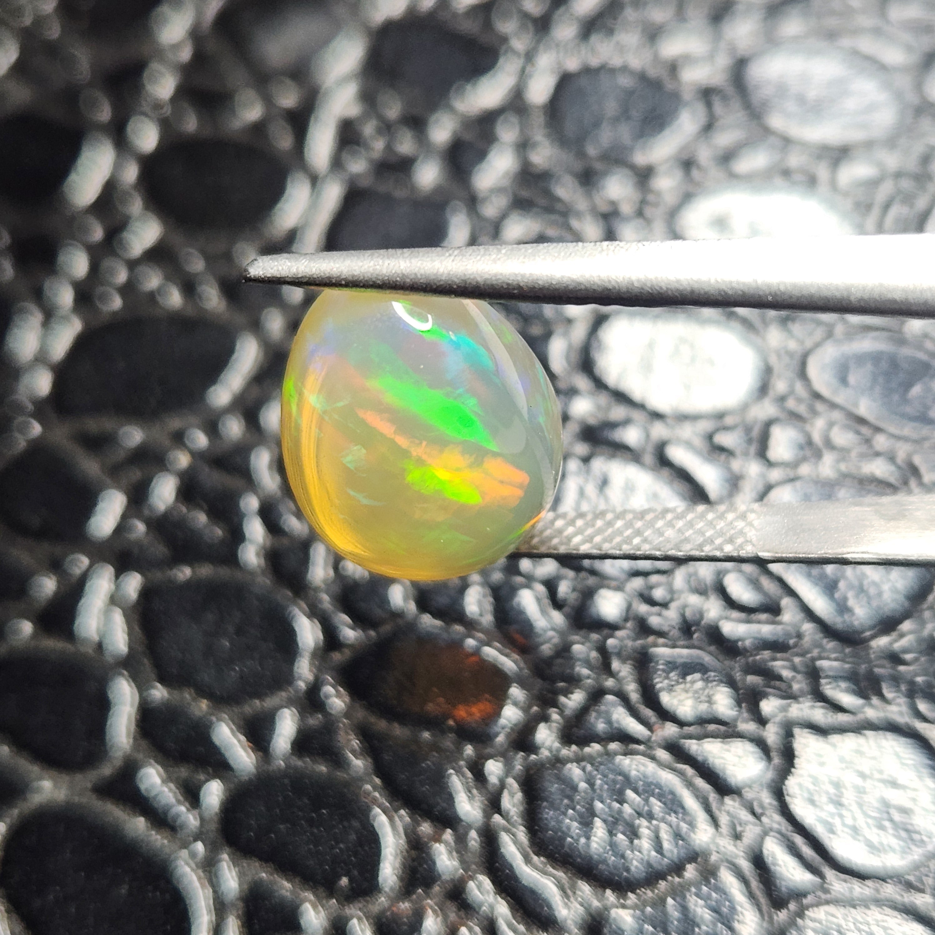Ethiopian Welo Opal 5.03ct