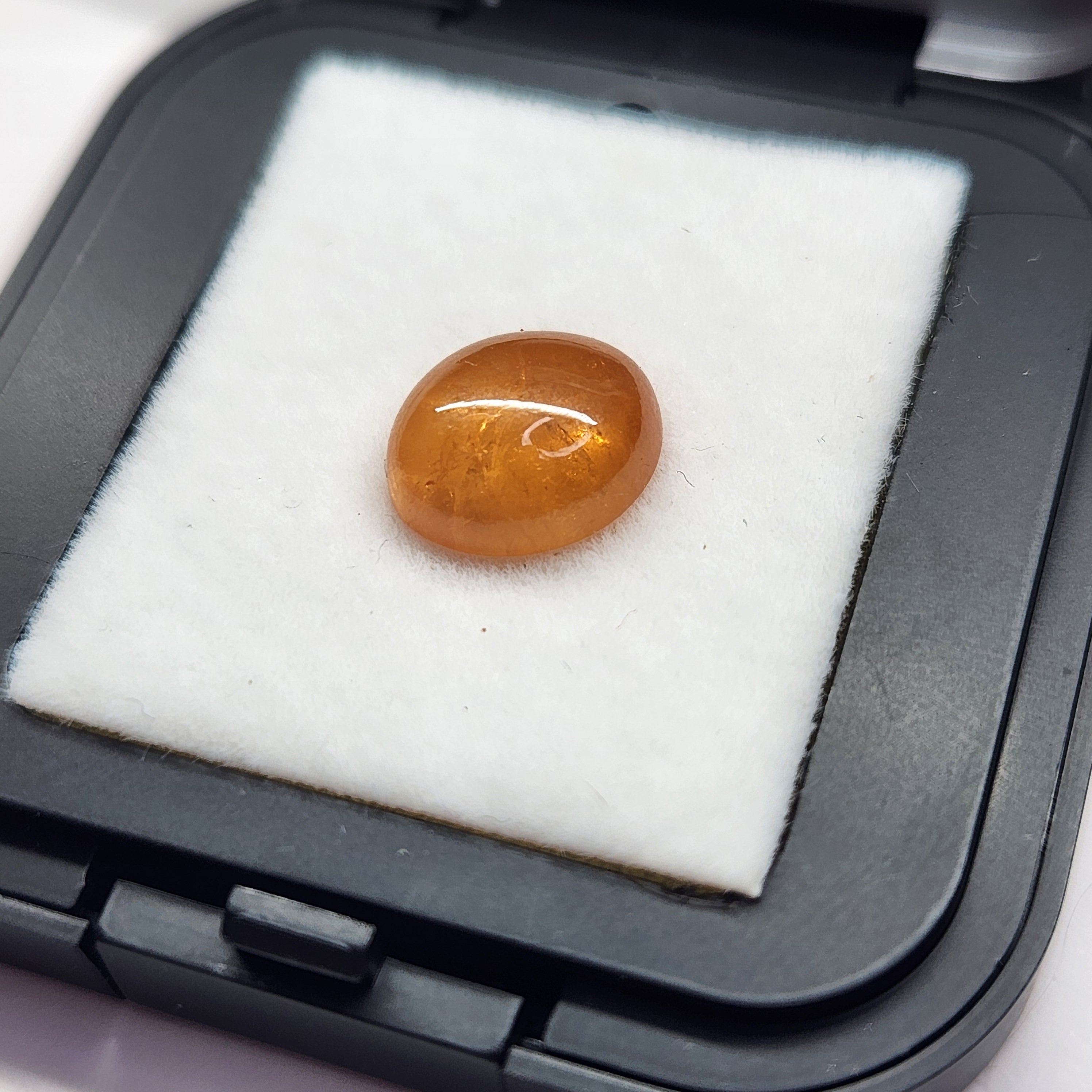 Spessartite Garnet Cabochon 8.45ct