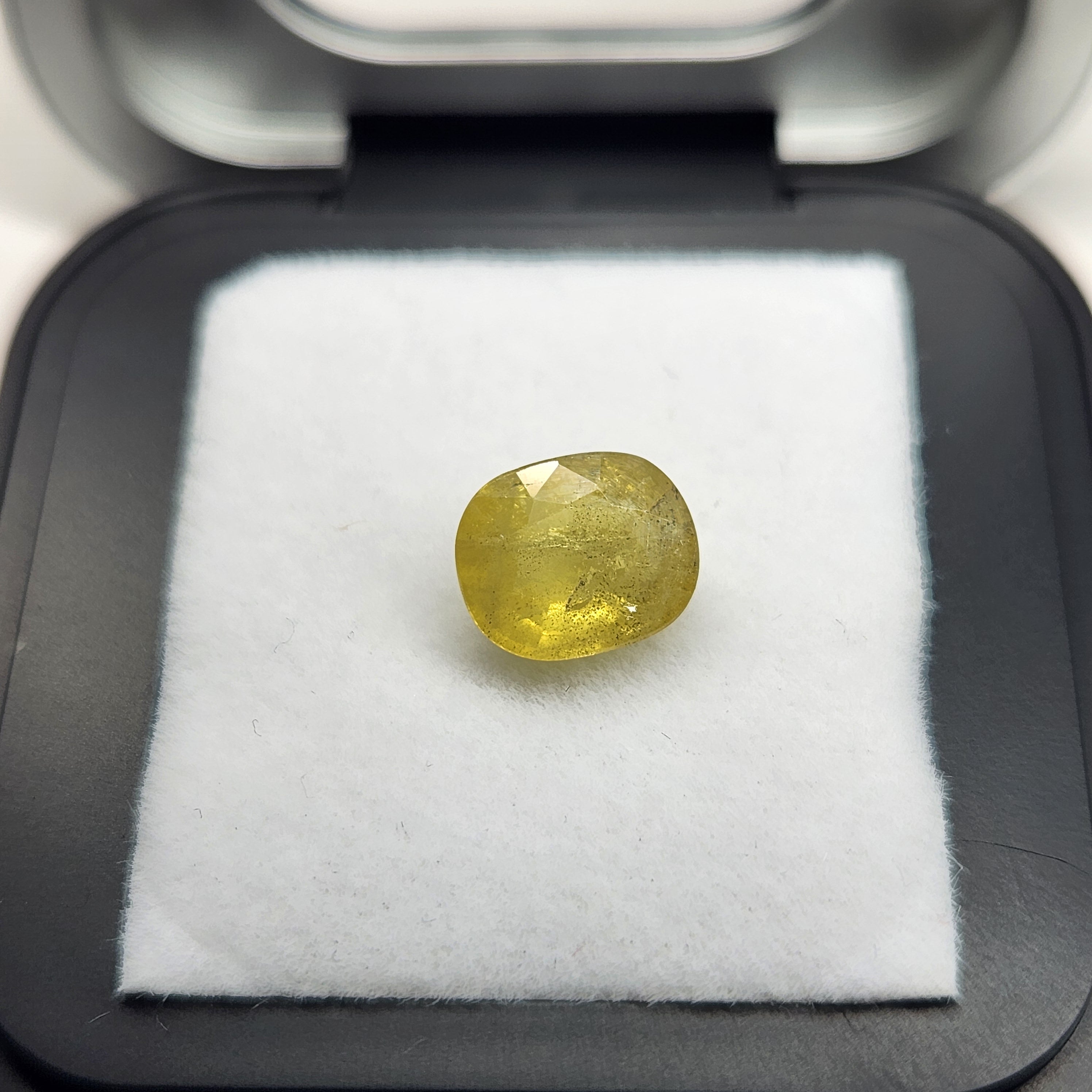 Yellow Sapphire 2.47ct