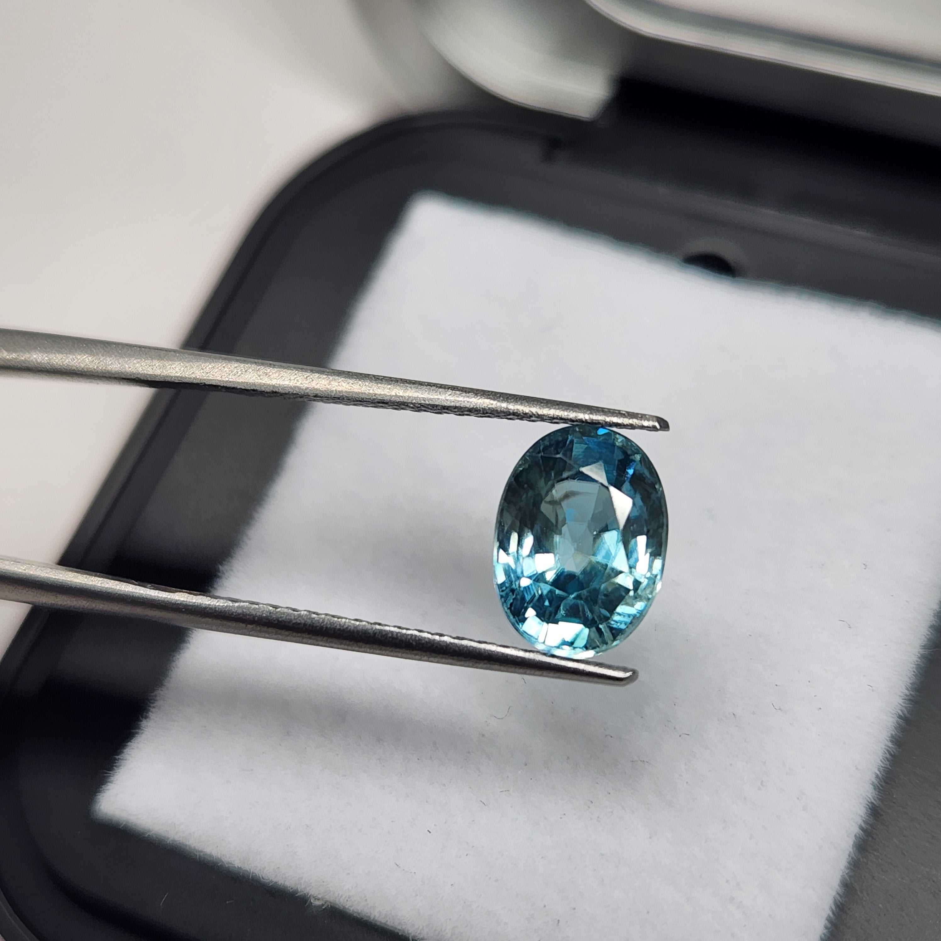 Blue Zircon 2.71ct
