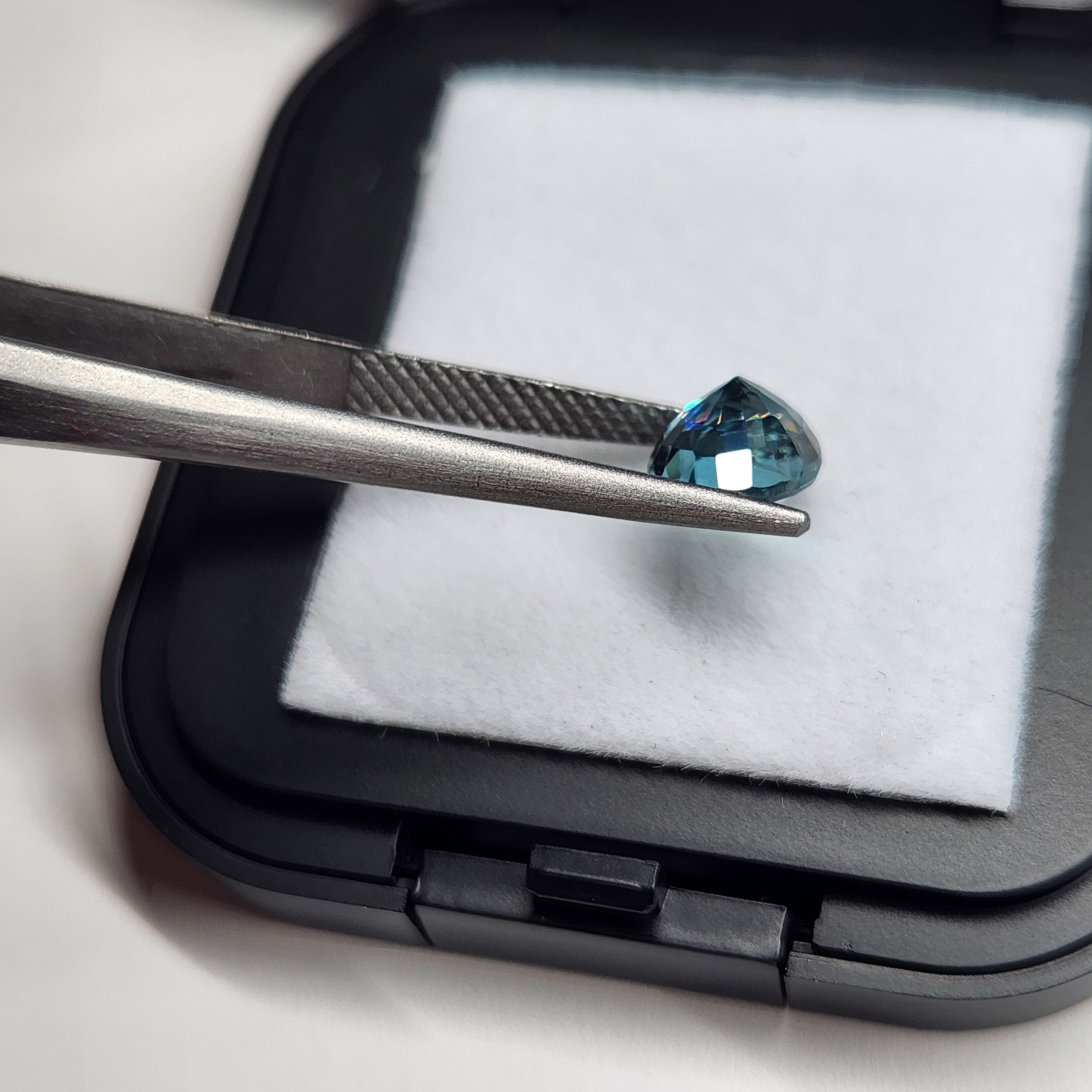 Blue Zircon 2.62ct