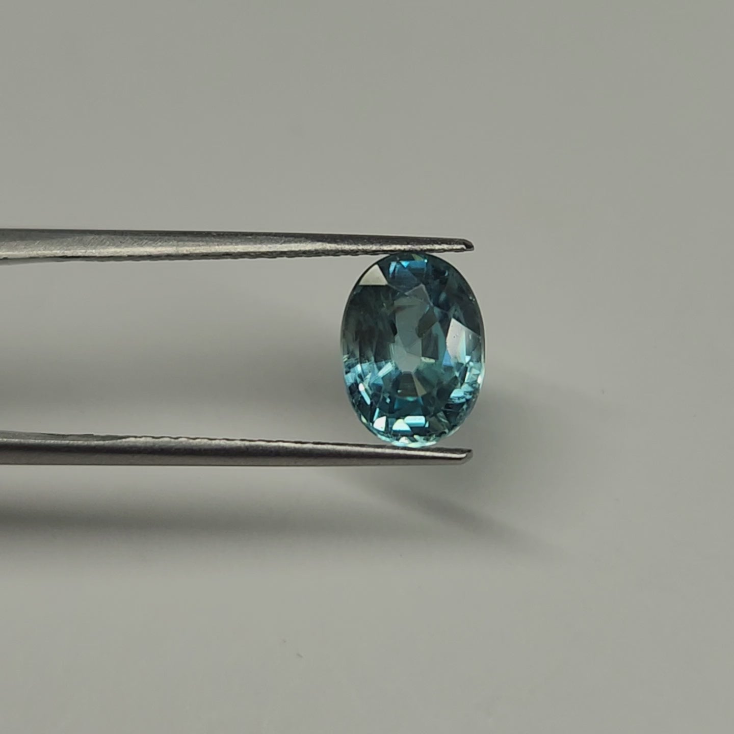 Blue Zircon 2.71ct