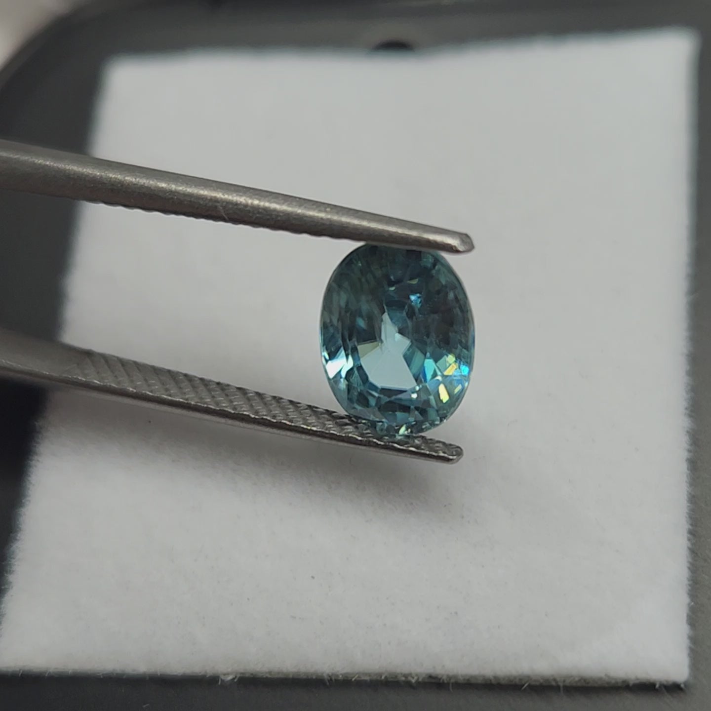 Blue Zircon 2.71ct