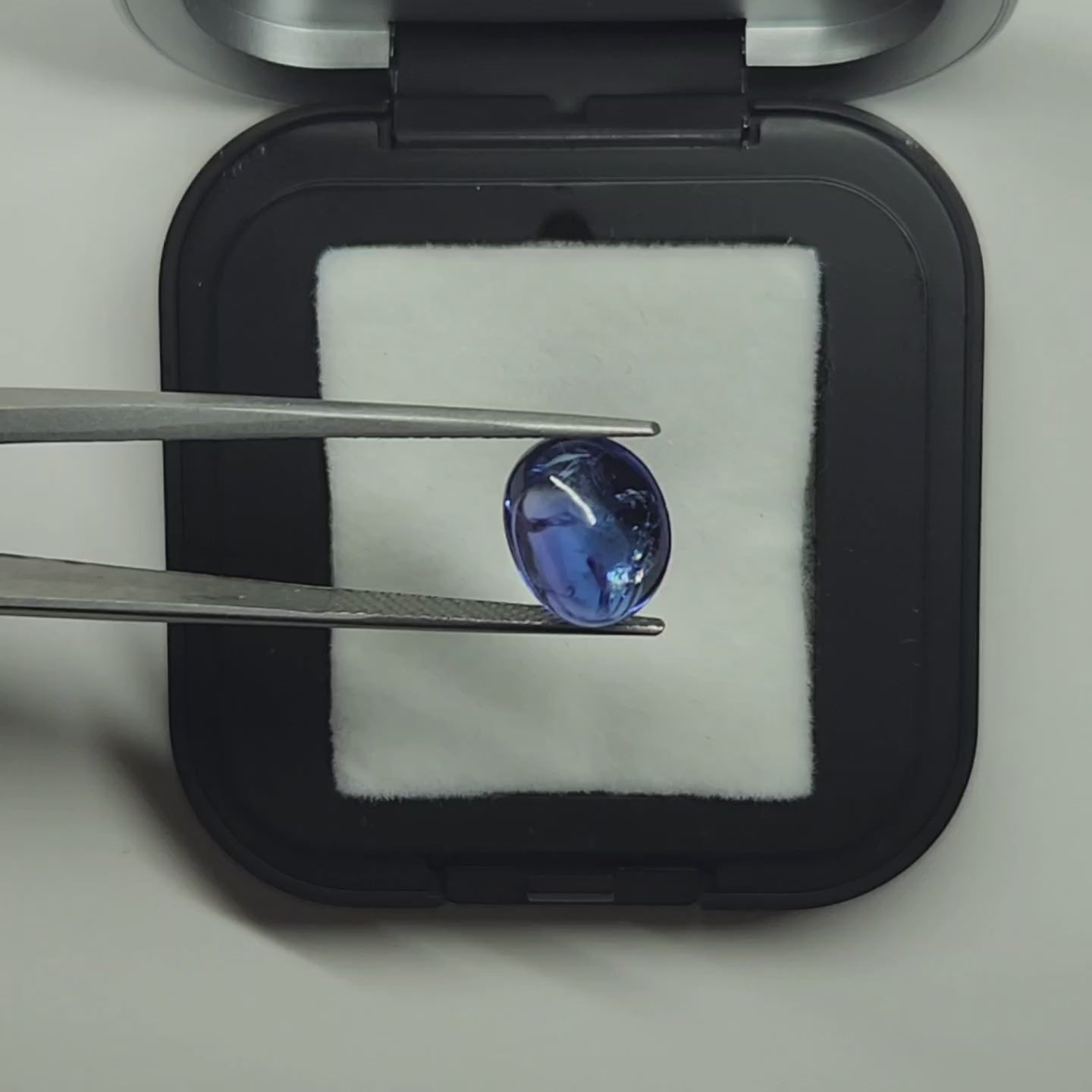 Tanzanite Cabochon 4.71ct