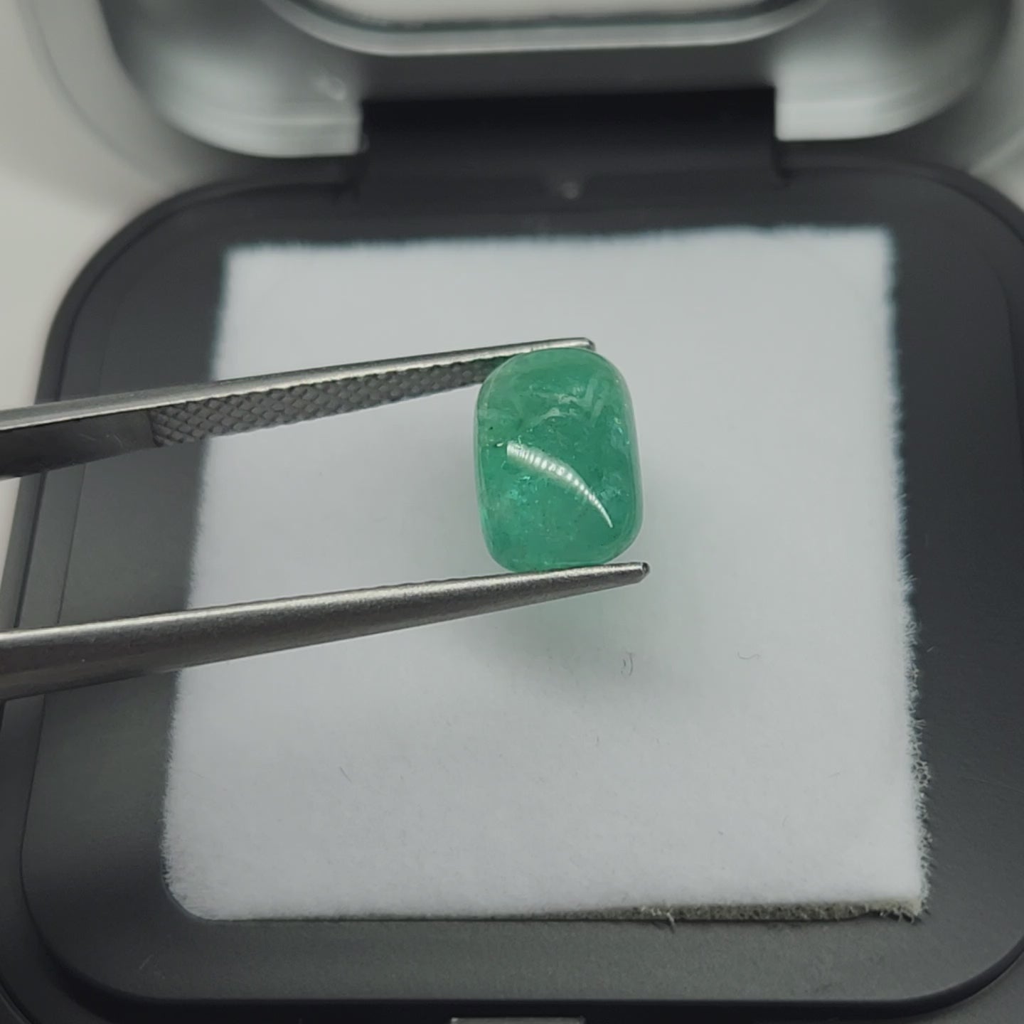 Zambian Emerald Cabochon 1.99ct