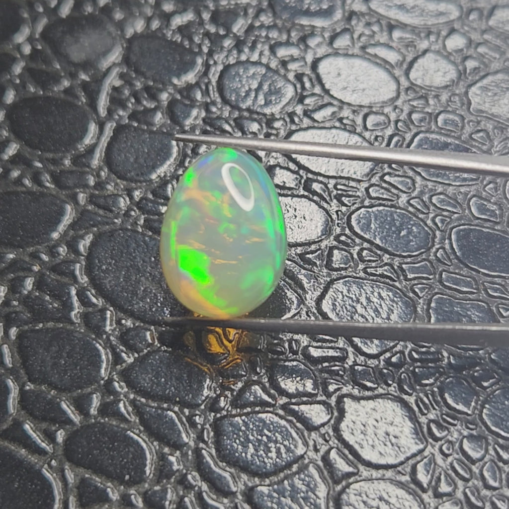 Ethiopian Welo Opal 5.03ct